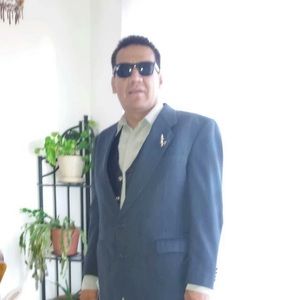 Meet your Posher, Sal